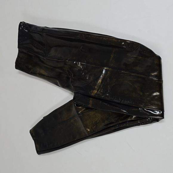 Spanx Patent Faux Leather Leggings Black with hints of Gold - Picture 2 of 10